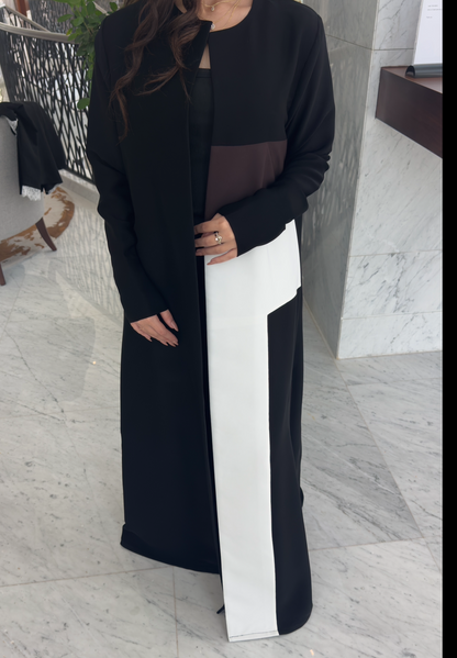 Linear abaya