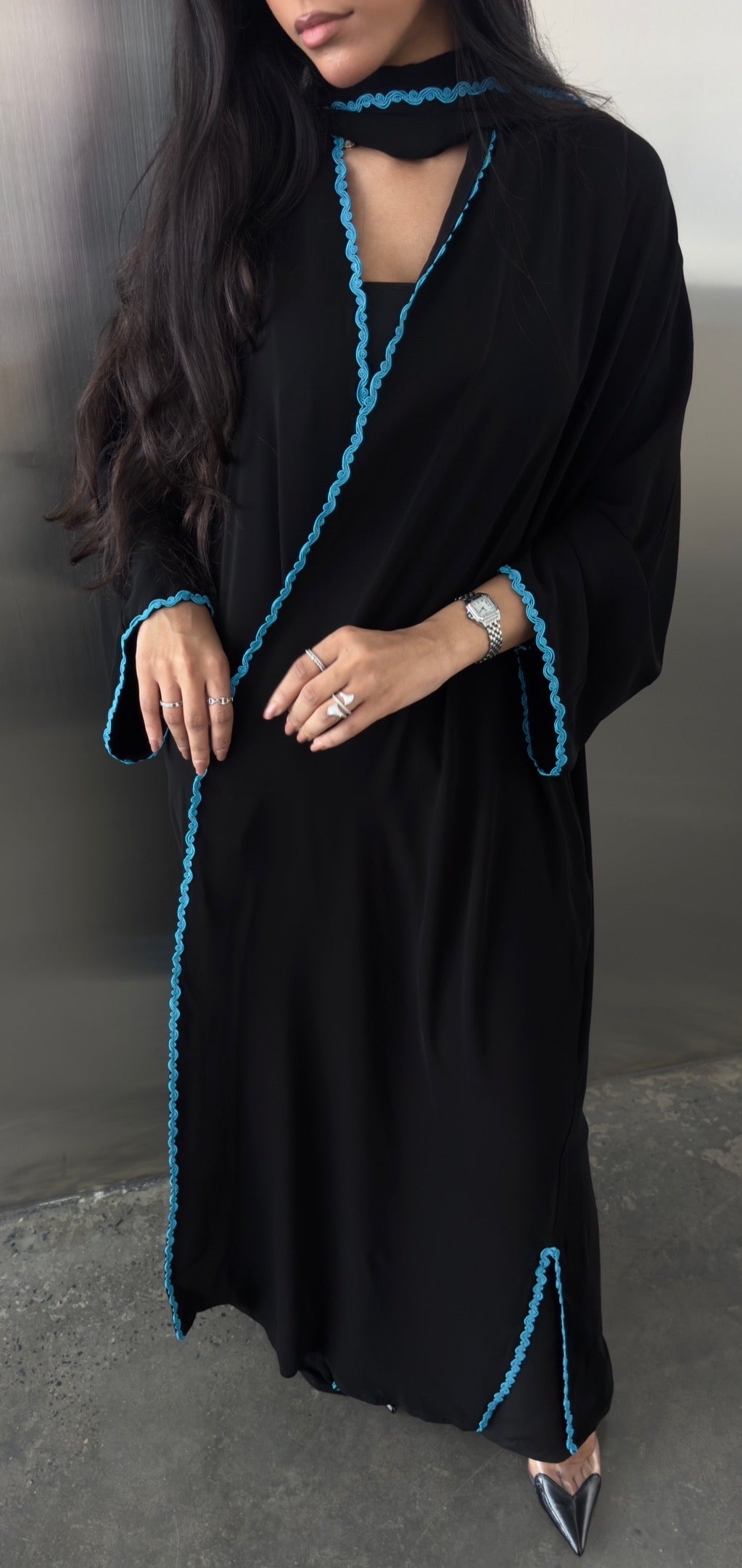 Aven Abaya