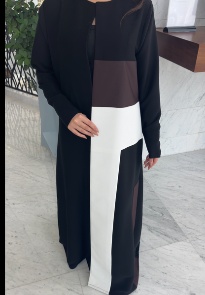 Linear abaya