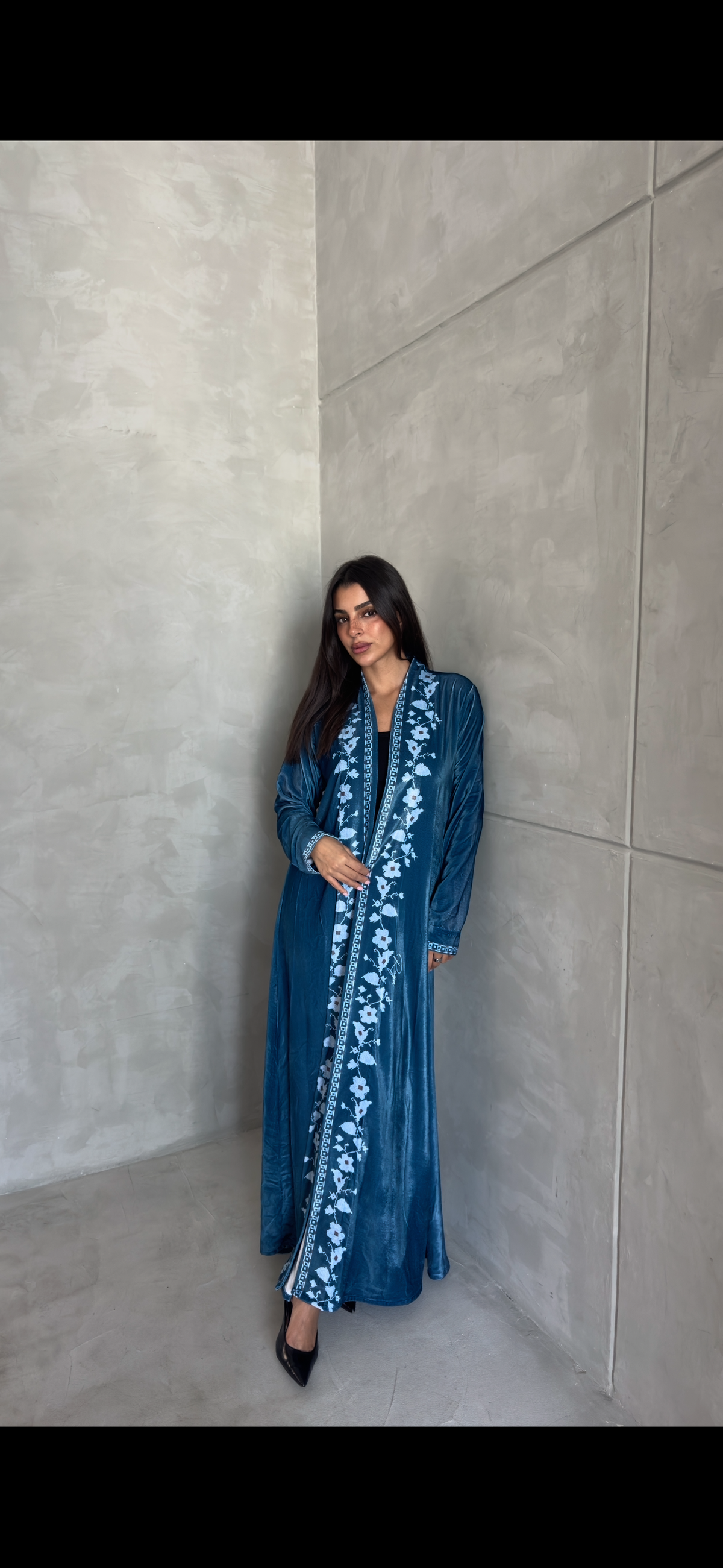 Naya abaya in blue