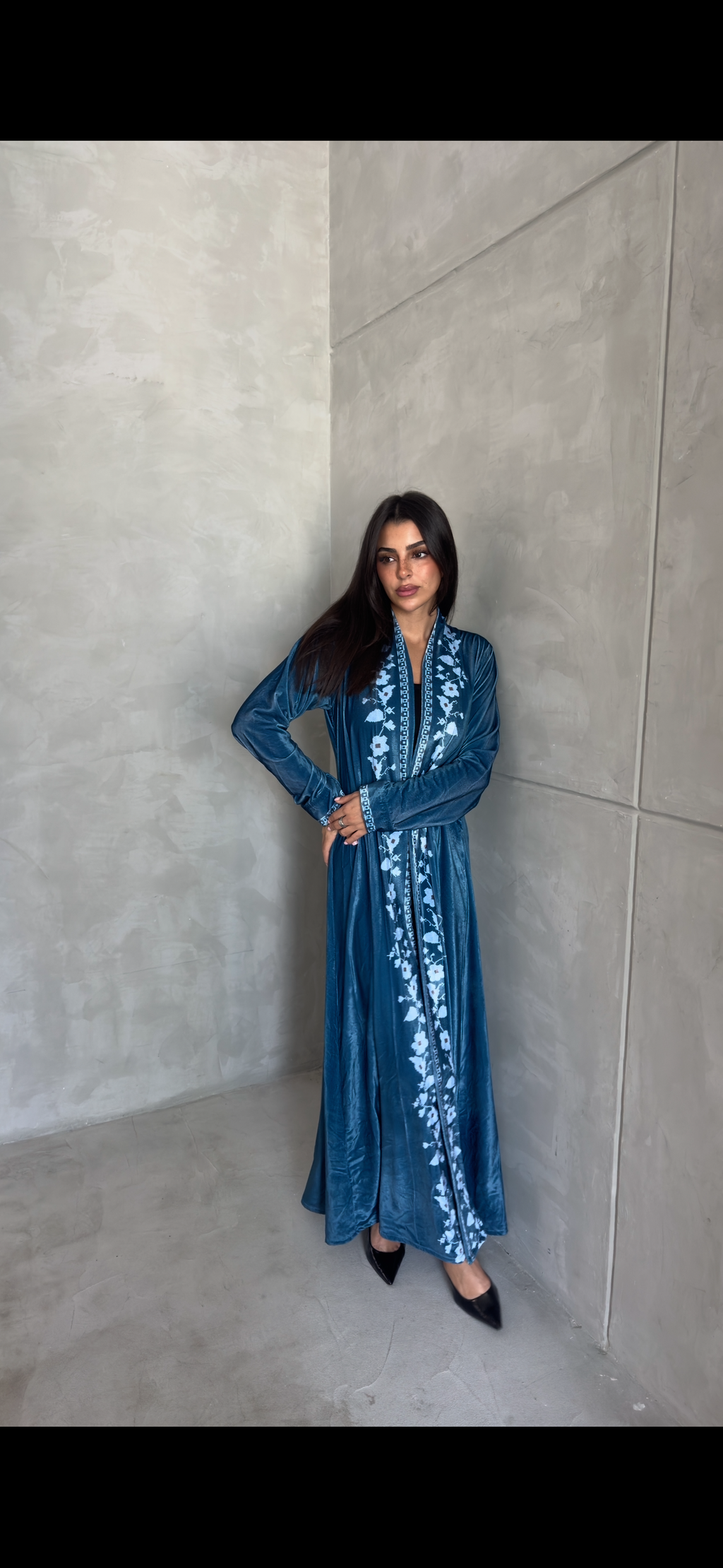 Naya abaya in blue