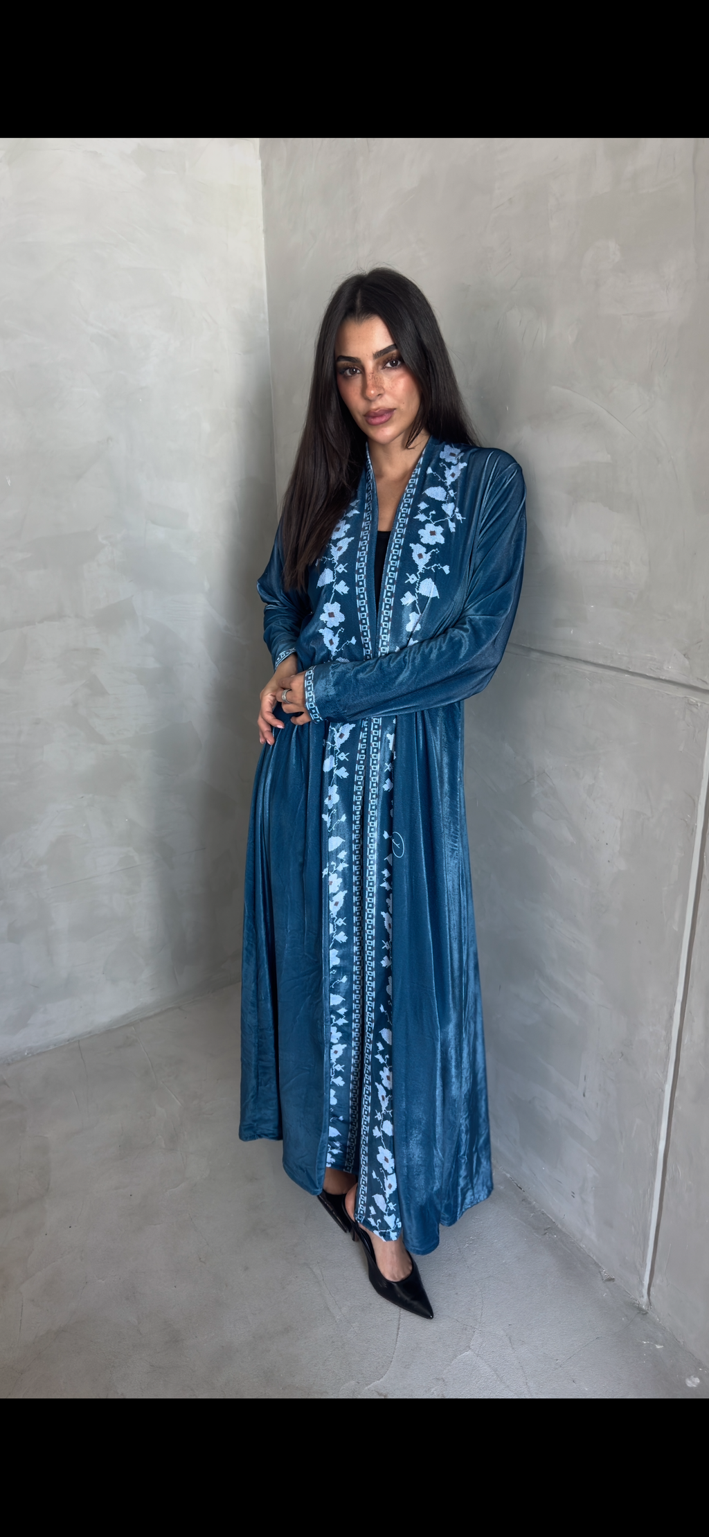 Naya abaya in blue